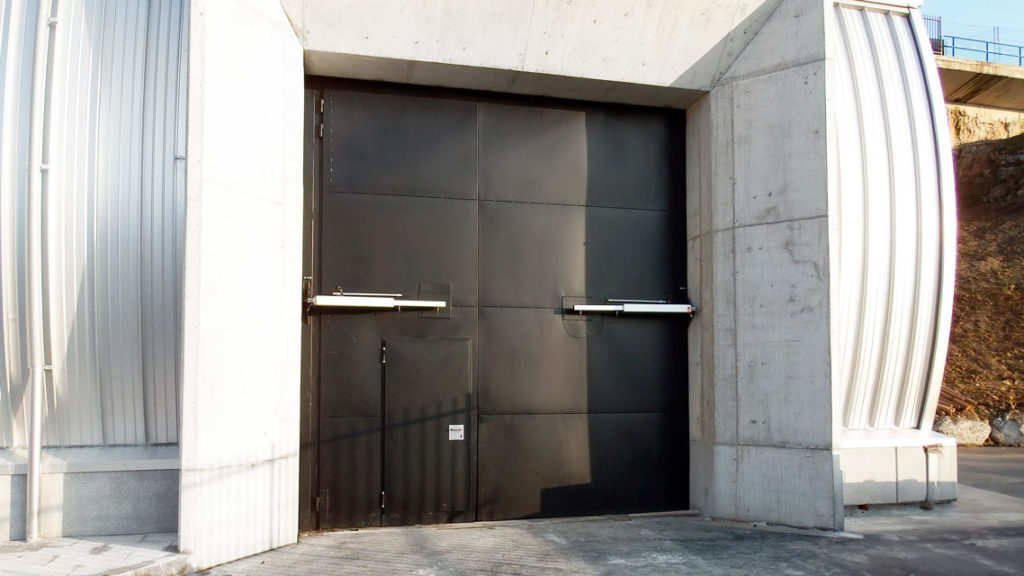puertas acústicas estudio cine iberacustica